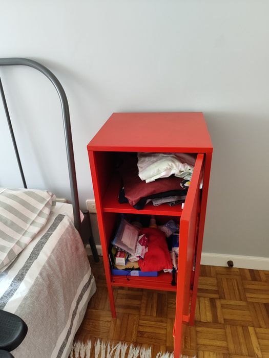 Ultimo preço + oferta: Mobília de quarto (ofereço TV 46cm)