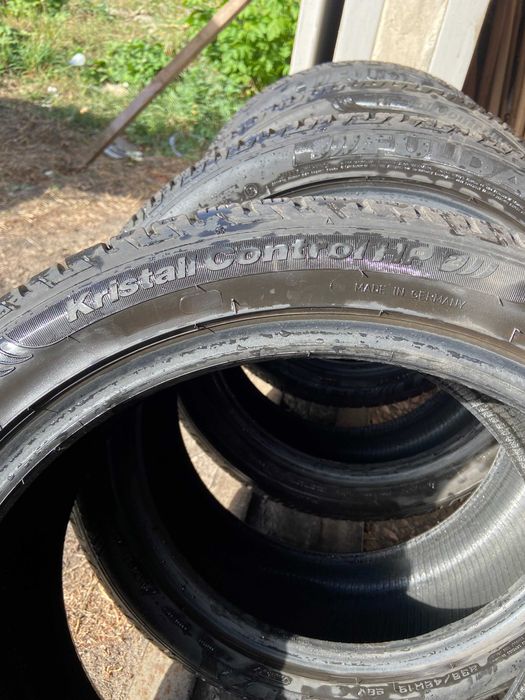 Зимова гума FULDA Kristal Control HP2  235/45 R18