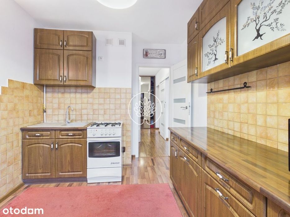 Mieszkanie 2pok 52 m2 /balkon/ piwnica/parking