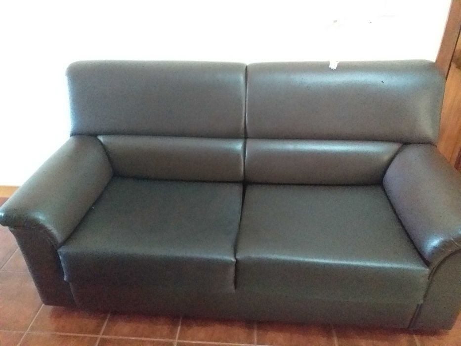 Sofá pele novo ca