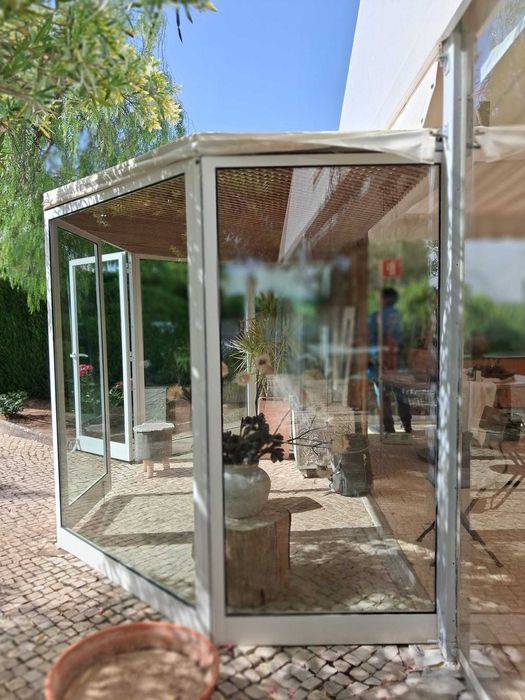 "Crystalclear Limpeza vidros e painéis solares"