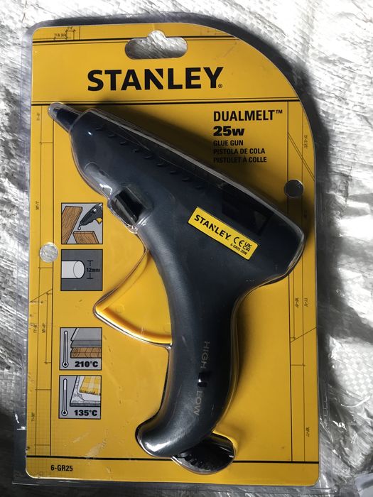 Продам Пістолет клейовий  Stanley 25w