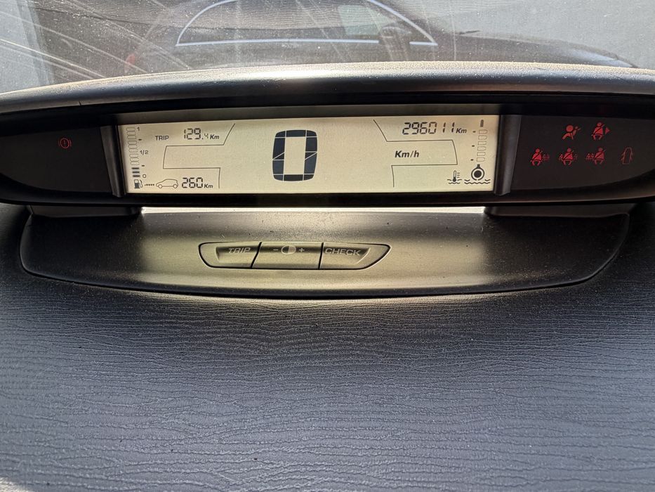 Citroen c4 coupe 1.6 HDI