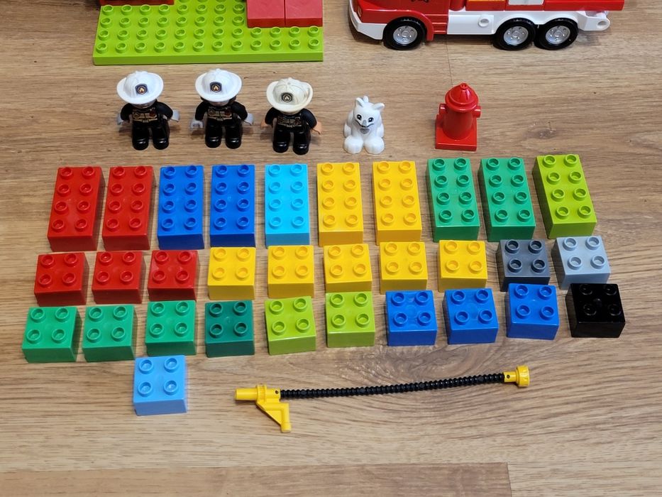 0Klocki Lego Duplo  - Straż Pożarna,  luźny zestaw, zabawki