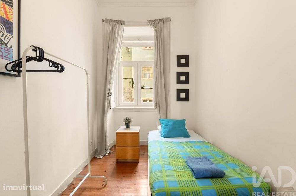 Apartamento T2 em Alcântara de 59 m2