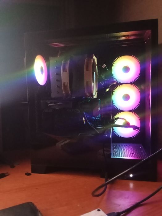 pc gaming - ryzen 9 5900X - RTX 4060 - 32GB