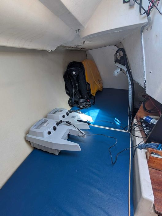 Veleiro Jeanneau One Design 24 – Equipado e Pronto a Navegar!