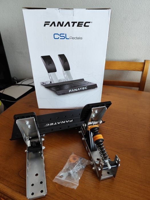 Pedais fanatec em perfeito estado e com caixa original
