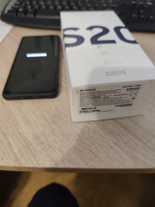 Продам Самсунг s20fe
