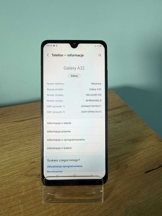 Samsung Galaxy A32 Stan dobry 128 Gb pamięci wbudowanej i 4 Gb ram.