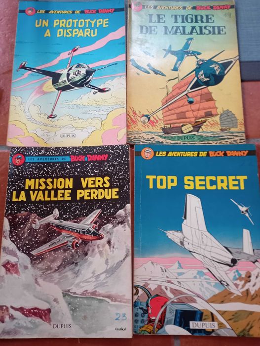 Livros antigos lês aventures de Buck Danny