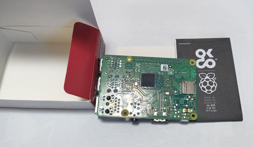 Raspberry Pi 3 Model B+. Гарантия.