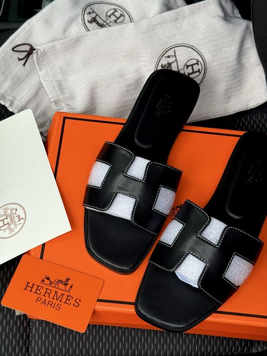 Шльопанці Hermes чорні (37-40)