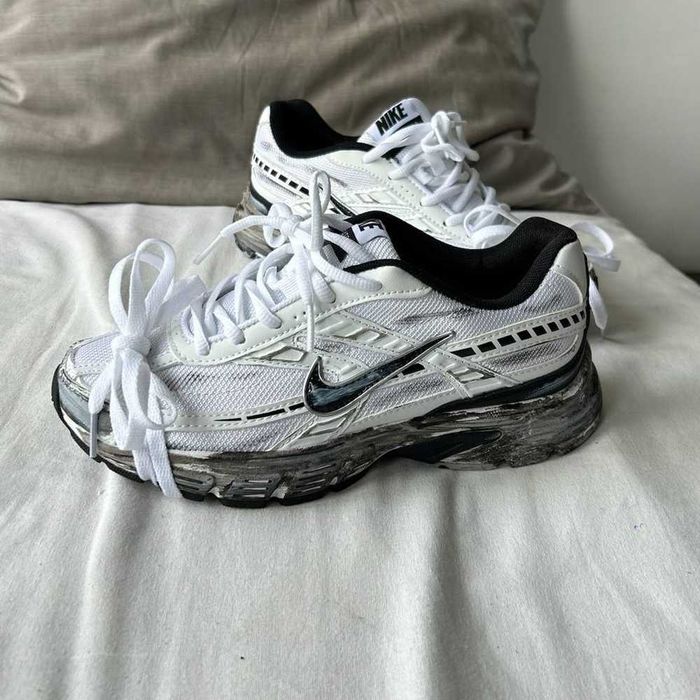 Кросівки Nike Initiator Custom White Black | кроси Найк Інітіатор Кастом білого кольору текстиль