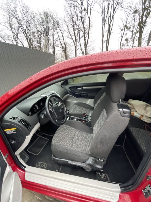 Автомобіль Kia Ceed , 1.6