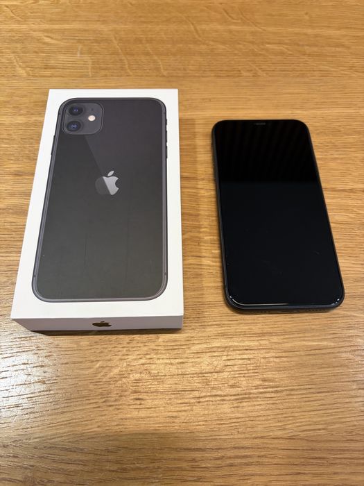 Telefon Iphon 11  czarny 64gb