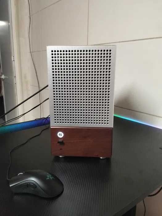 pc gaming ou workstation  ITX - ryzen 9 9900X - RTX 5060 TI - 32GB - 2TB