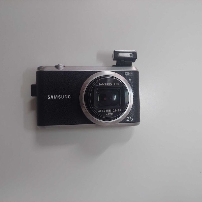 Câmara Samsung WB350F avariada para peças