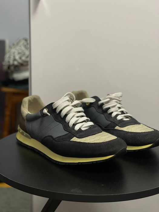 navyboot.          .