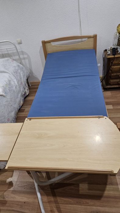 Cama articulada com colchão