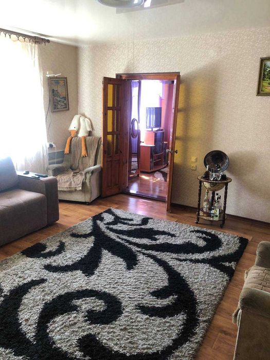 Продам будинок в центрі м. Мерефа.
