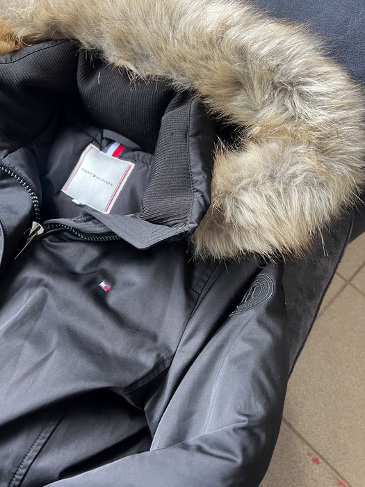 Зимова куртка парка бренду Tommy Hilfiger. — zdjęcie 4