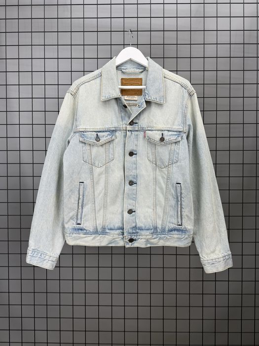 Чоловіча джинсова куртка Levis