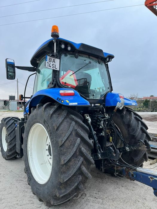 Segue para venda , tractor  , New Holand,