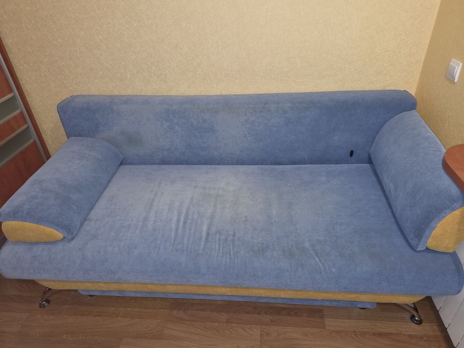 Продаю диван б/у