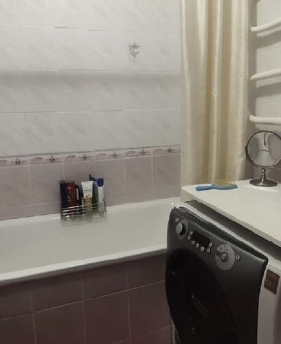 Продажа 2ой квартиры в Днепровском р-не