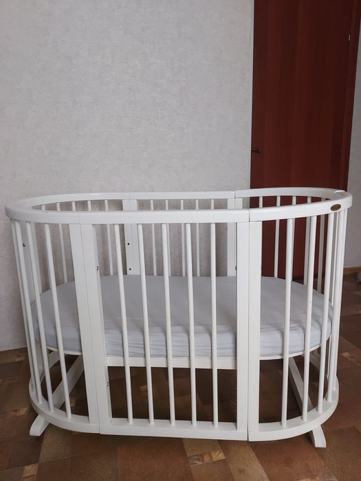 Овальне ліжечко 8 в 1 Ovalbed