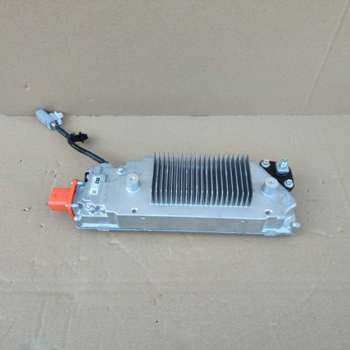 Toyota Rav 4 V Lexus 19- falownik przetwornica napięcia moduł DC