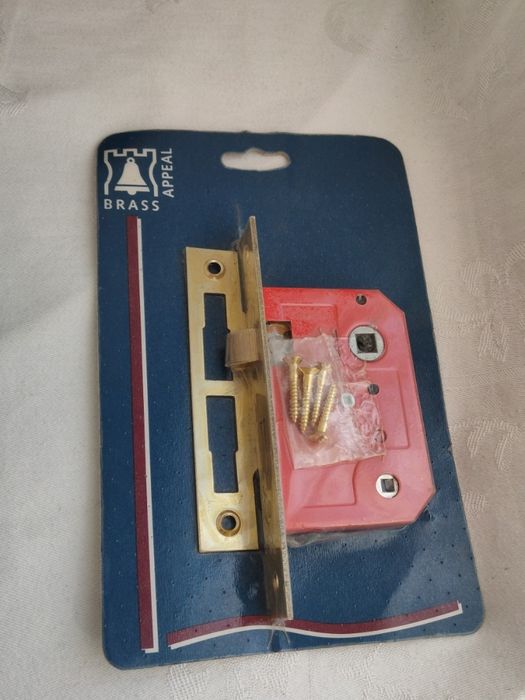 Новый врезной замок brass appeal.