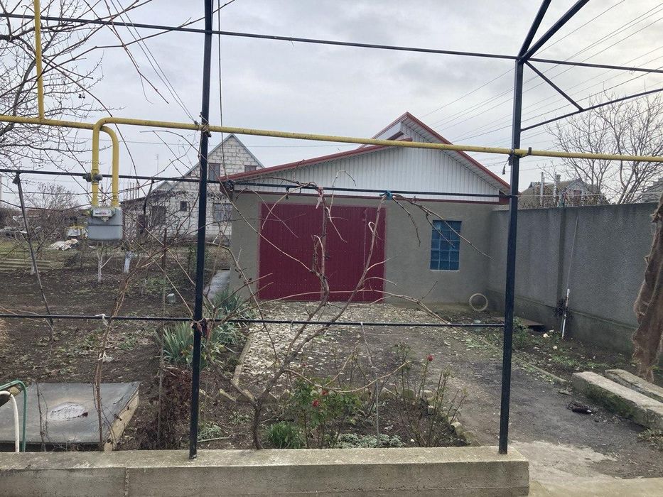 Продам жилой дом с коммерческим помещением.(213-709)