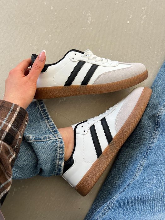 Жіночі кеди   шкіра