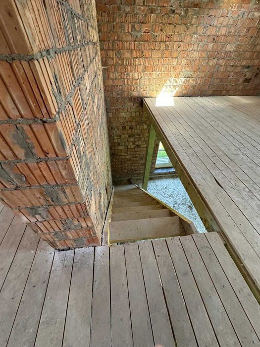 Продаж будинку з підведеними комунікаціями с.Наварія.Без комісії!