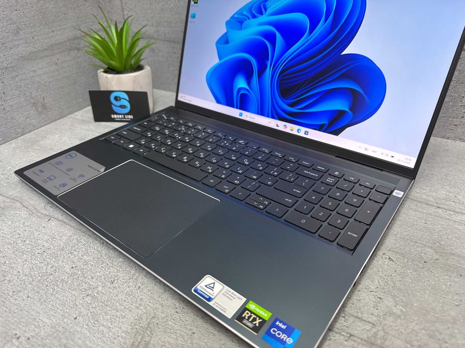 16"/Стильний ноутбук Dell Inspiron 16 Plus 7610/i7-11800H/Nvidia