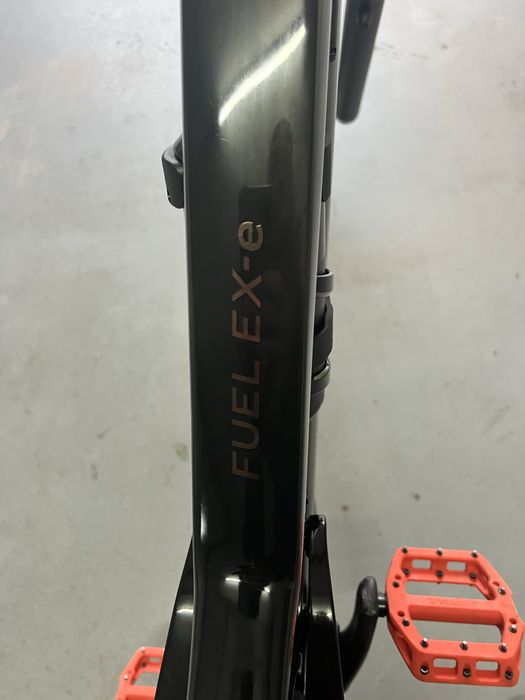 Bicicleta electrica trek EFUEL EXE 9.8