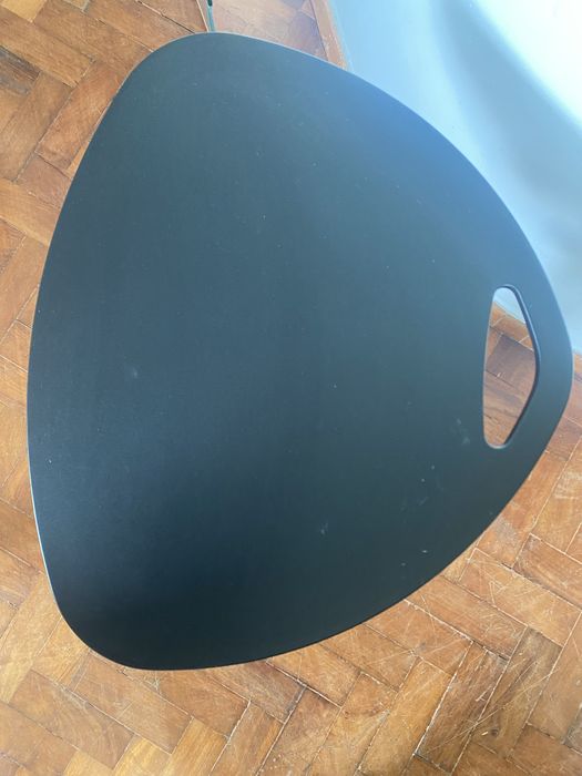 Mesa de apoio ajustável em altura