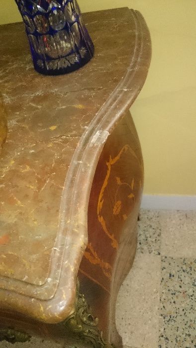 Vendo cómoda luis xv mpecável mais de 40 anos