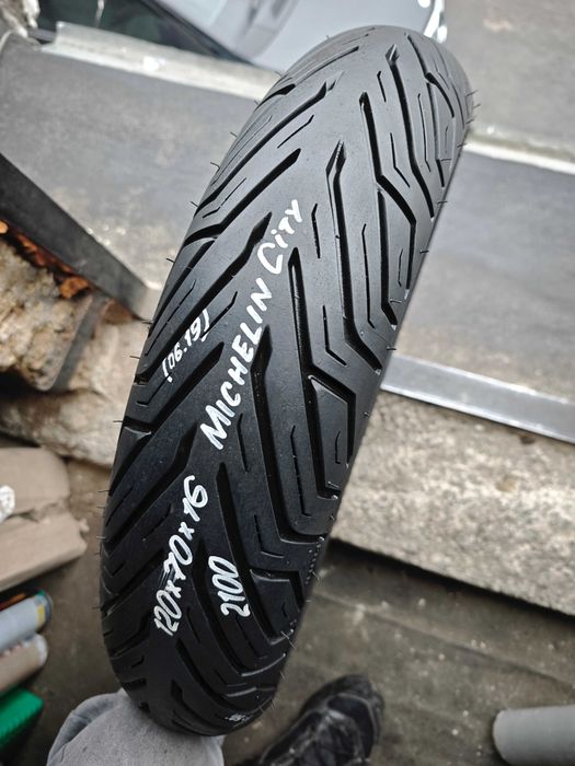 Мотошина резина на скутер HONDA SH 100 110 120 130 140/ 70 80 R16