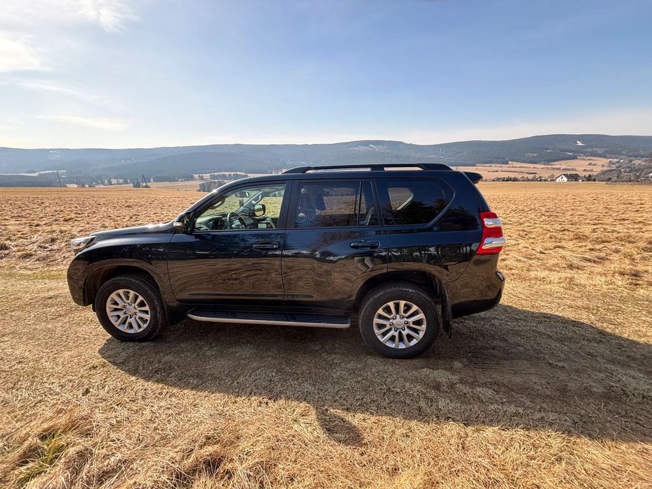 Toyota Land Cruiser Toyota Land Cruiser 150 LC 3.0 D-4D Invincible - Full Opcja