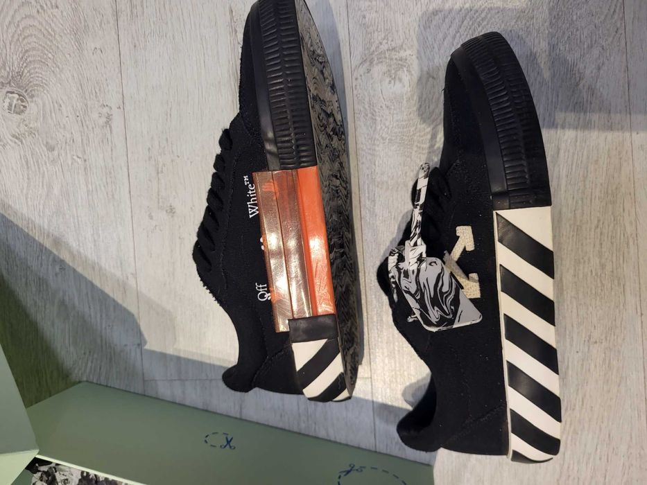 Buty OFF-WHITE rozm.40 bardzo mało używane