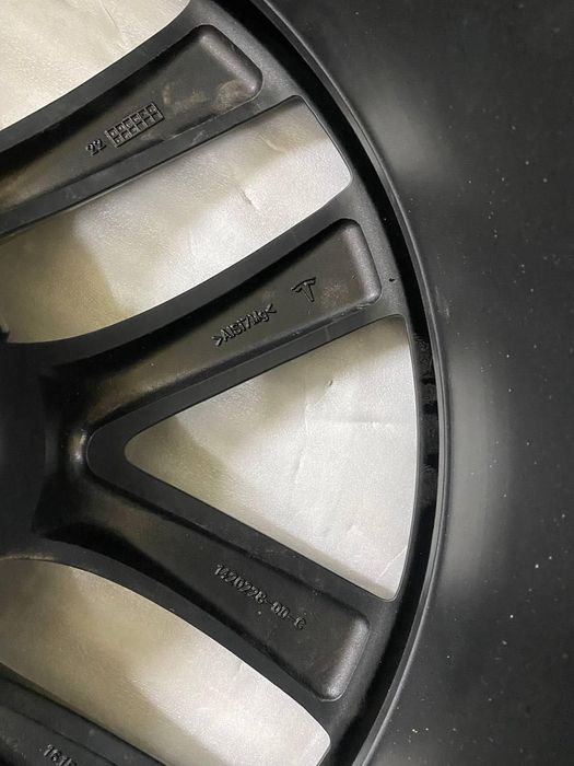 Колісний диск R21 Arachnid Tesla Model S Plaid NEW