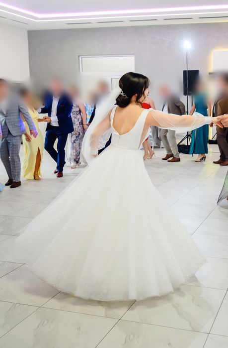 Przepiękna suknia ślubna szuka nowej właścicielki