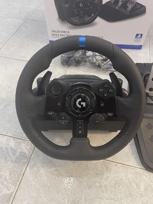 Volante G923 Trueforce para PS4/PS5/PC