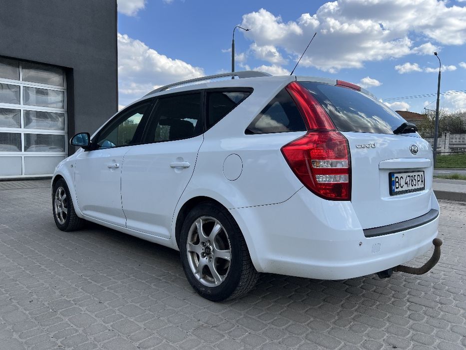 Kia Ceed 2008 VIN U5YFF52528L043771 фото оголошення 2 з 7