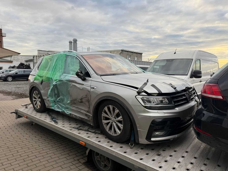 VW Tiguan R line DSG 4x4 190KM