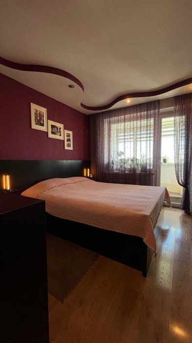 Продам 3к квартиру на вул. А.Первозванного 5827