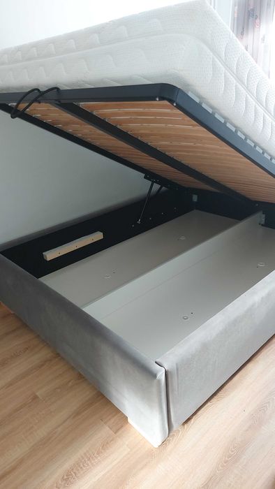 Łóżko do sypialni